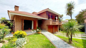 Casa con pileta para 8 personas. Carlos Paz